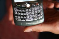 Image 3 : RIM et SFR lance le BlackBerry Curve 8310 avec GPS depuis la Tour Eiffel