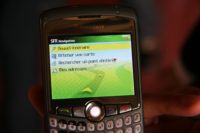 Image 4 : RIM et SFR lance le BlackBerry Curve 8310 avec GPS depuis la Tour Eiffel