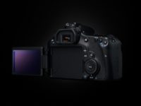 Image 5 : Canon officialise son reflex 60D avec écran orientable