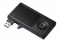 Image 2 : [CES] Bloggie 3D : la caméra de poche 3D par Sony