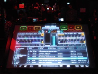 Image 1 : Emulator DVS : une table de DJ 100% tactile