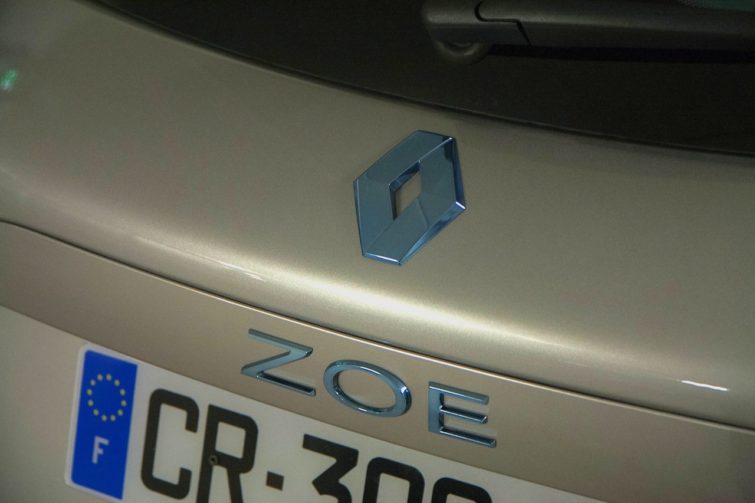 Image 9 : [Test] Renault Zoé : le courant ne passe pas dans toutes les prises