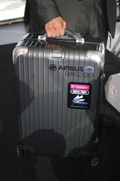 Image 2 : Une valise connectée pour Airbus