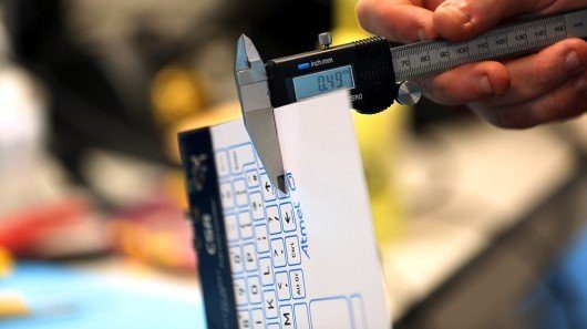 Image 2 : Le clavier Bluetooth tactile aussi fin qu’une feuille de papier