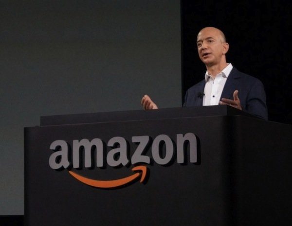 Image 1 : Amazon : une Box TV et deux smartphones ?