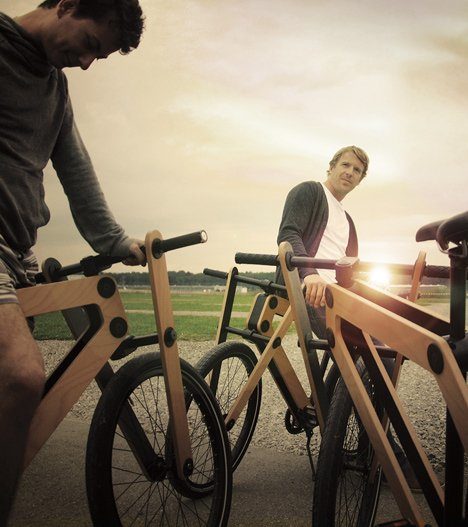 Image 3 : Un vélo de bois en kit, à monter soi-même