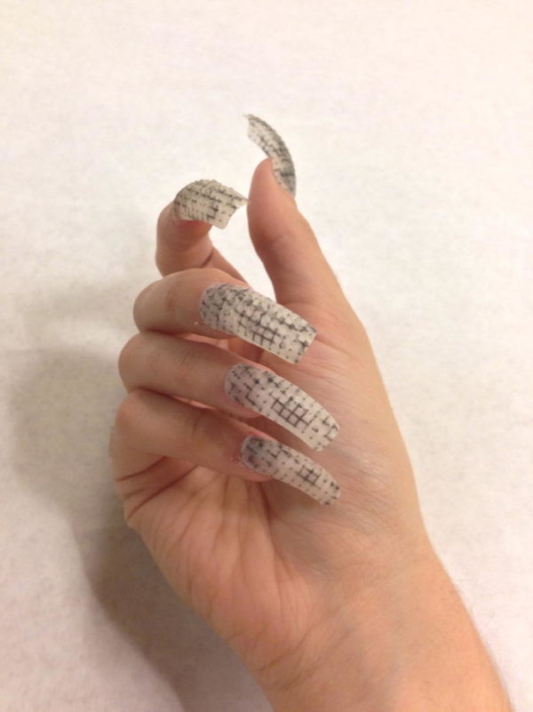 Image 2 : Et maintenant... les ongles imprimés en 3D !