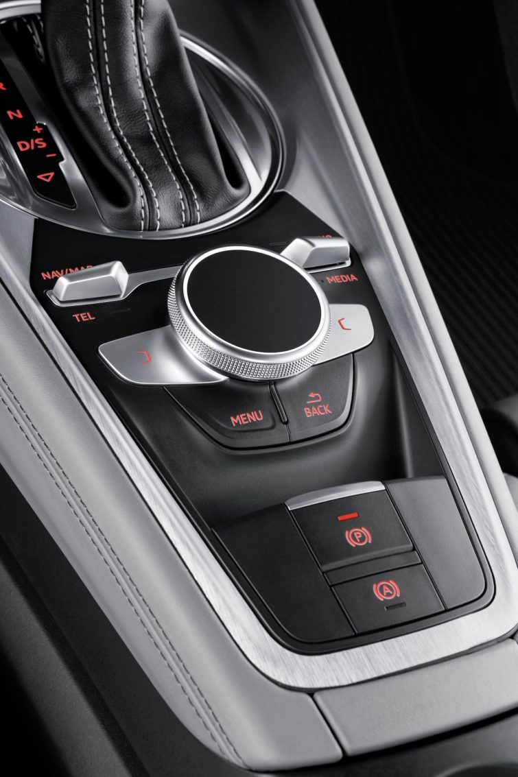 Image 4 : Audi TT : un cockpit virtuel au top de la high-tech