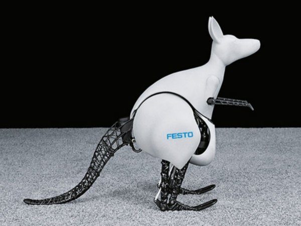 Image 1 : Bionic kangaroo : le robot qui saute sur ses pattes