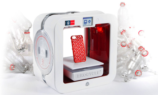 Image 1 : Ekocycle : l'imprimante 3D qui recycle vos bouteilles en plastiques
