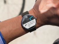 Image 1 : Smartwatch : Android Wear gagne en autonomie et en fonctionnalités
