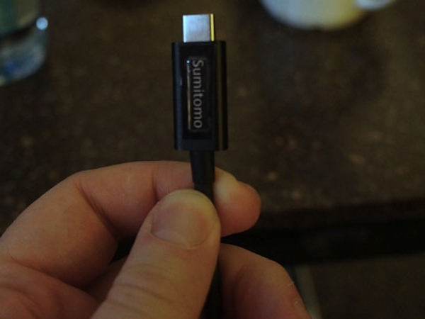 Image à la une de On a testé le port USB réversible