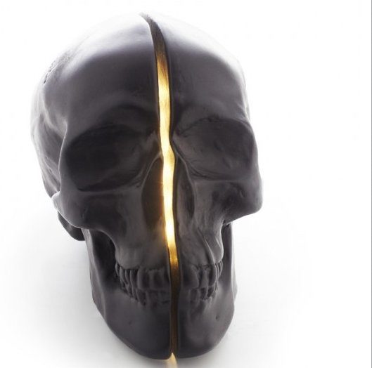 Image 3 : Yorick, la lampe tête de mort