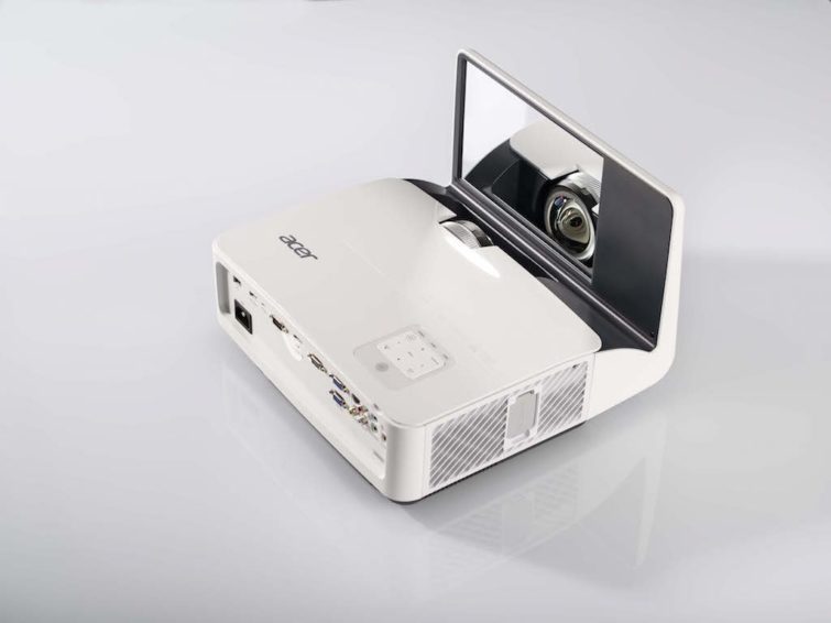 Image 3 : Acer passe à l'ultra courte focale sur ses vidéoprojecteurs