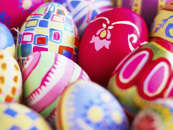 Image à la une de Easter Eggs : les fonctions cachées des sites et applis