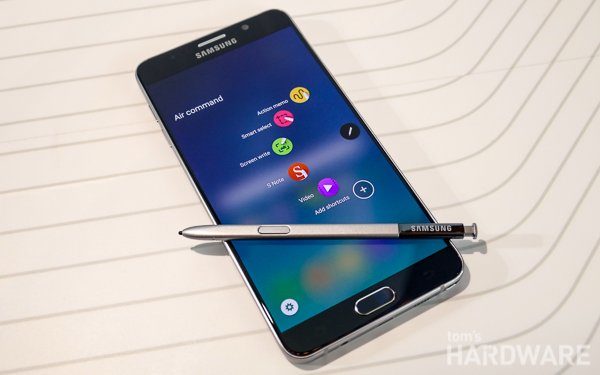 Image 1 : Samsung Galaxy Note 5 Active : avec une batterie 4 100 mAh ?