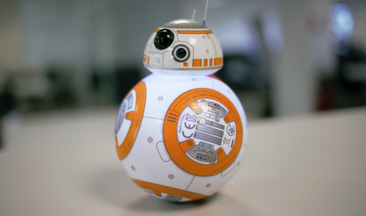 Image 3 : [Test] BB-8 de Sphero : faut-il craquer pour le robot de Star Wars ?