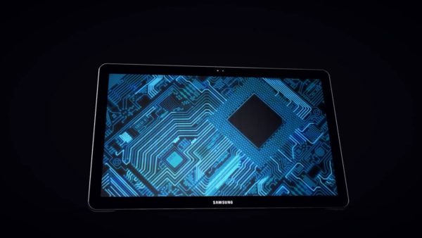 Image 2 : Galaxy View : la tablette grand format de Samsung se dévoile