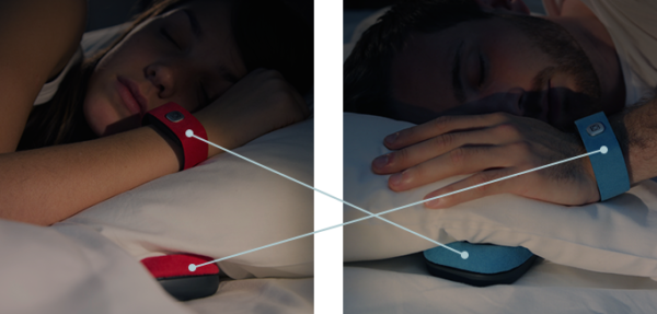 Image 3 : Pillow Talk : bracelet connecté pour câlins à distance