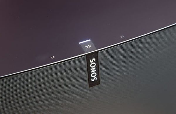 Image 4 : [Test] Play 5 : faut-il craquer pour la nouvelle enceinte multiroom de Sonos ?