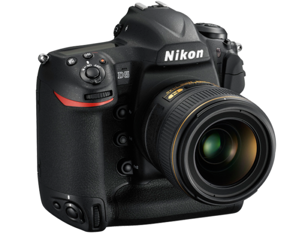 Image 1 : [CES 2016] Photo reflex : Nikon annonce les D5 et D500