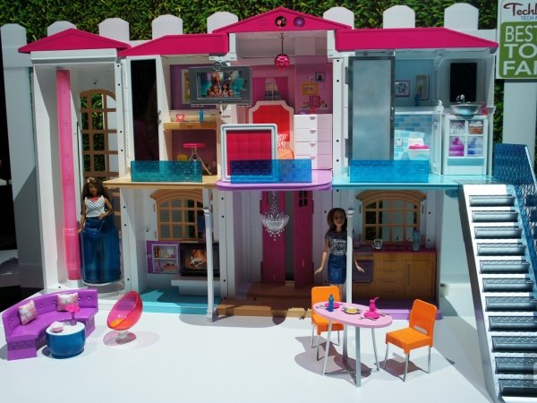 maison de barbie geante
