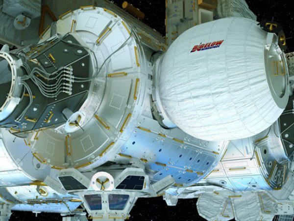 Image 1 : Space X prépare un habitat gonflable pour l'ISS