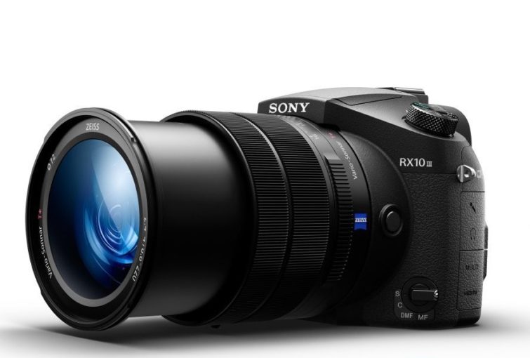 Image 1 : RX10 III : Sony dévoile son nouveau bridge haut de gamme