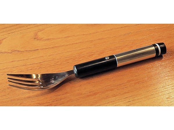 Image 2 : Cette fourchette électrique simule le sel dans les plats