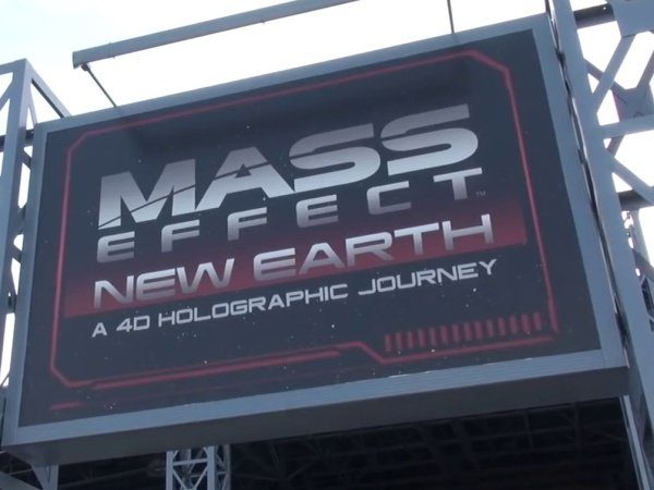 Image 1 : Une attraction Mass Effect dans un parc californien