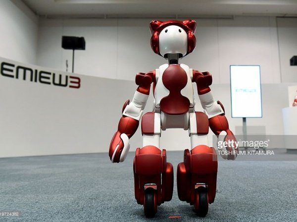 Image 2 : Le nouveau robot d'Hitachi se prépare à accueillir des touristes au Japon