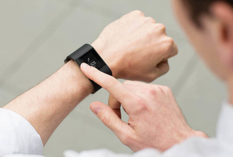 Image 1 : Fitbit : des mesures cardiaques hyper fiables ? Pas si sûr