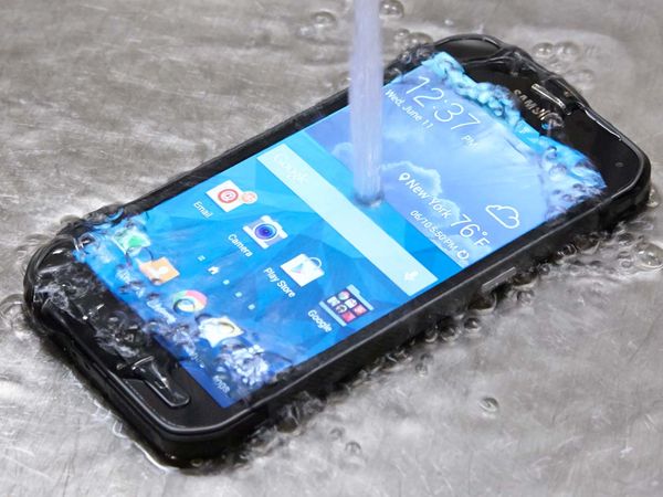 Image à la une de Smartphone waterproof : quel est le meilleur ?