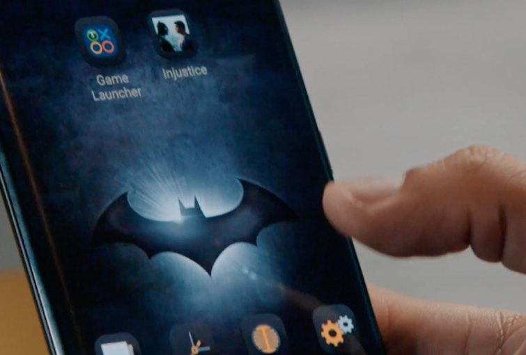 Image 1 : Samsung lance un Galaxy S7 Edge aux couleurs de Batman