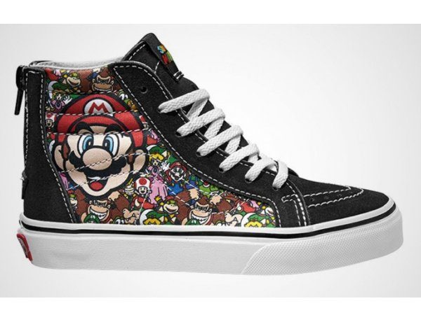 Image 1 : Vans s'associe à Nintendo pour des chaussures très colorées