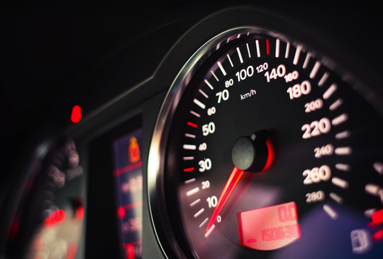 Image 1 : Automobile : le contrôle de vitesse permanent au programme d'un projet de loi