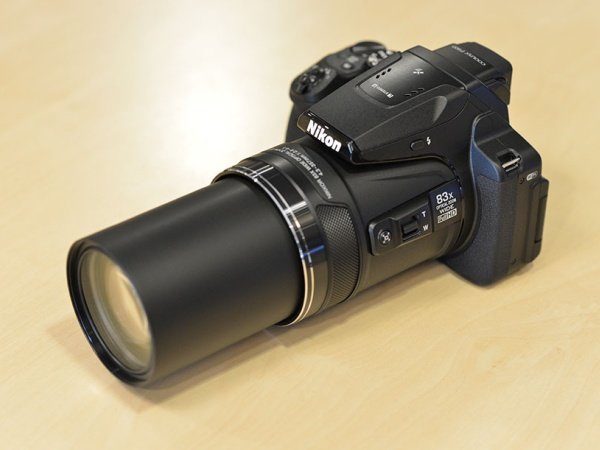 Image 1 : Le zoom du Nikon P900 peut vous emmener sur la Lune