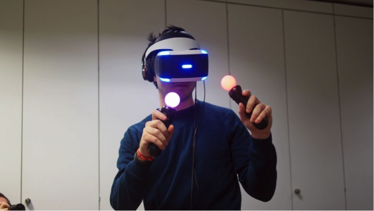 Image 1 : Sony lancera le Playstation VR avec un disque démo de jeux
