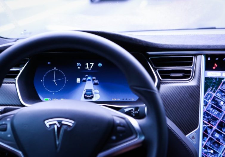 Image 1 : Tesla : l’Allemagne demande l’interdiction d’utiliser le terme « Autopilot »