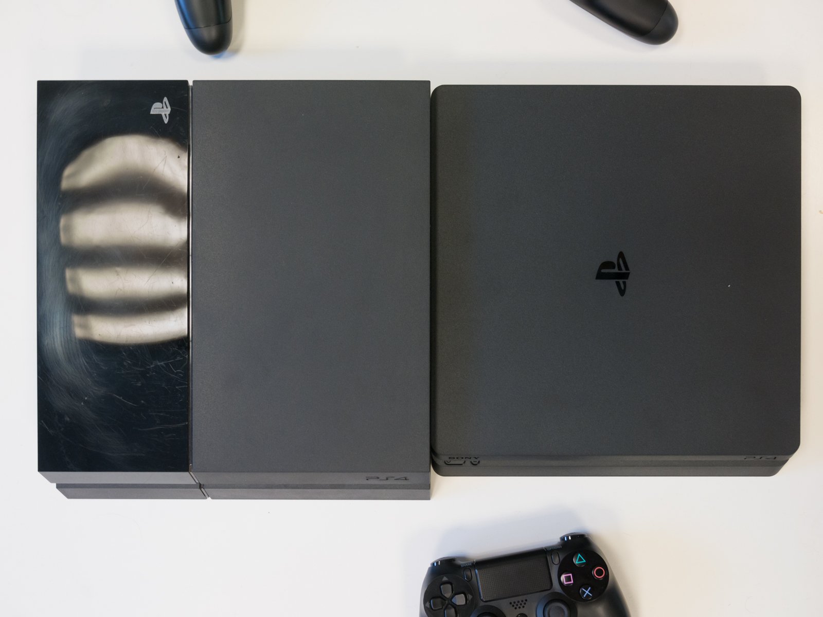 Купить Playstation 4 Slim Новая
