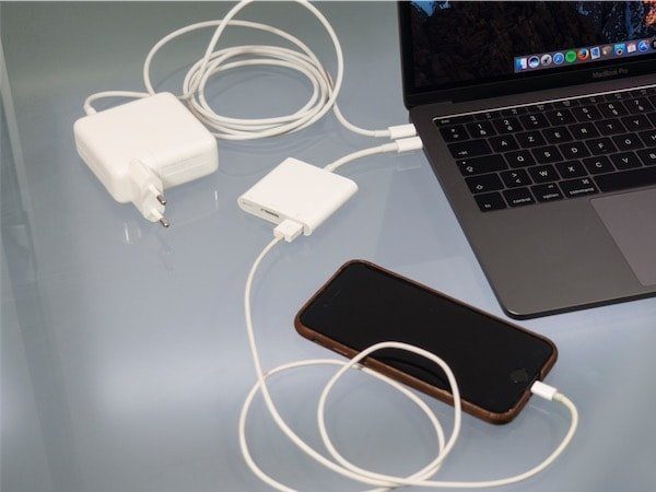 Image 1 : Apple baisse les prix de ses câbles et adaptateurs USB-C