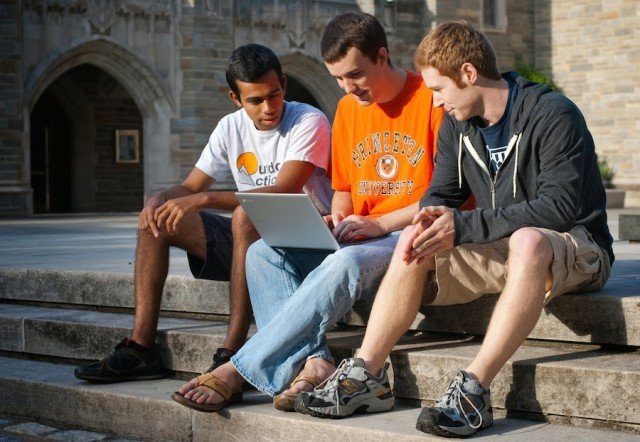 Image 1 : L’université d’Oxford va proposer des cours gratuits en ligne