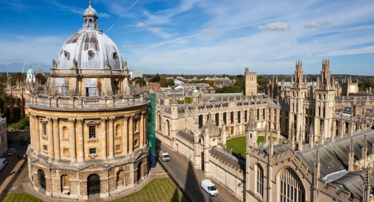 Image 2 : L’université d’Oxford va proposer des cours gratuits en ligne
