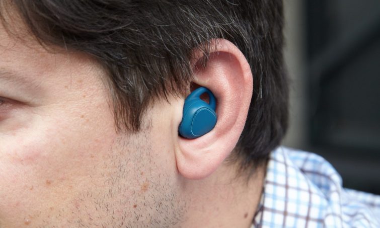 Image 6 : [Test] Gear IconX : faut-il craquer pour les écouteurs Bluetooth de Samsung ?