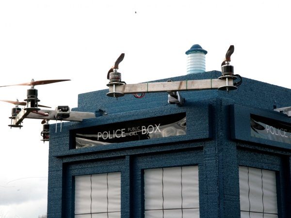 Image 13 : Les drones, rois du déguisement