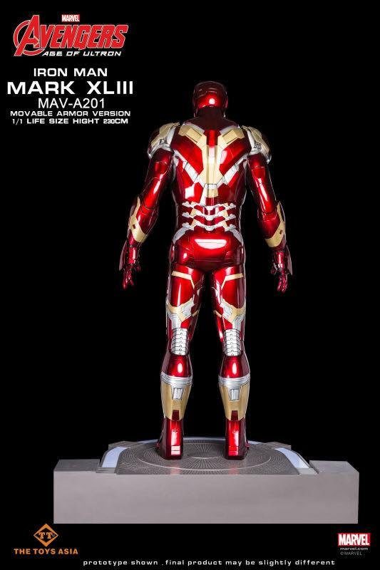 Image 2 : La plus belle réplique de l'armure d'Iron Man intègre 46 moteurs