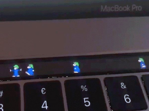 Image 2 : Pacman et Lemmings sur la Touchbar du Macbook Pro