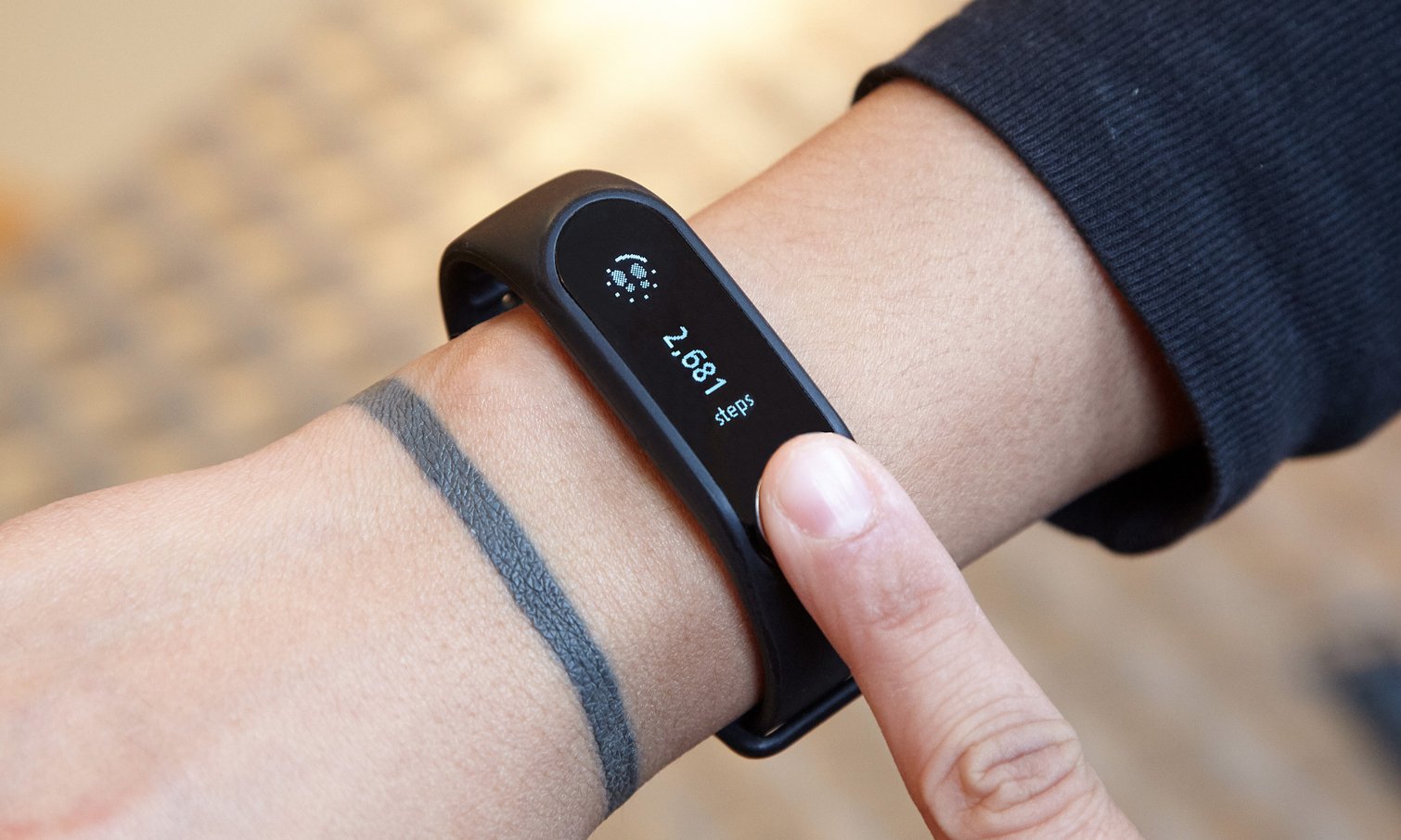 tomtom touch bracelet