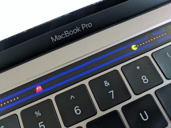 Image 1 : Pacman et Lemmings sur la Touchbar du Macbook Pro