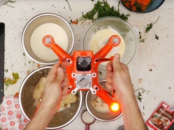 Image 1 : La cuisine au drone